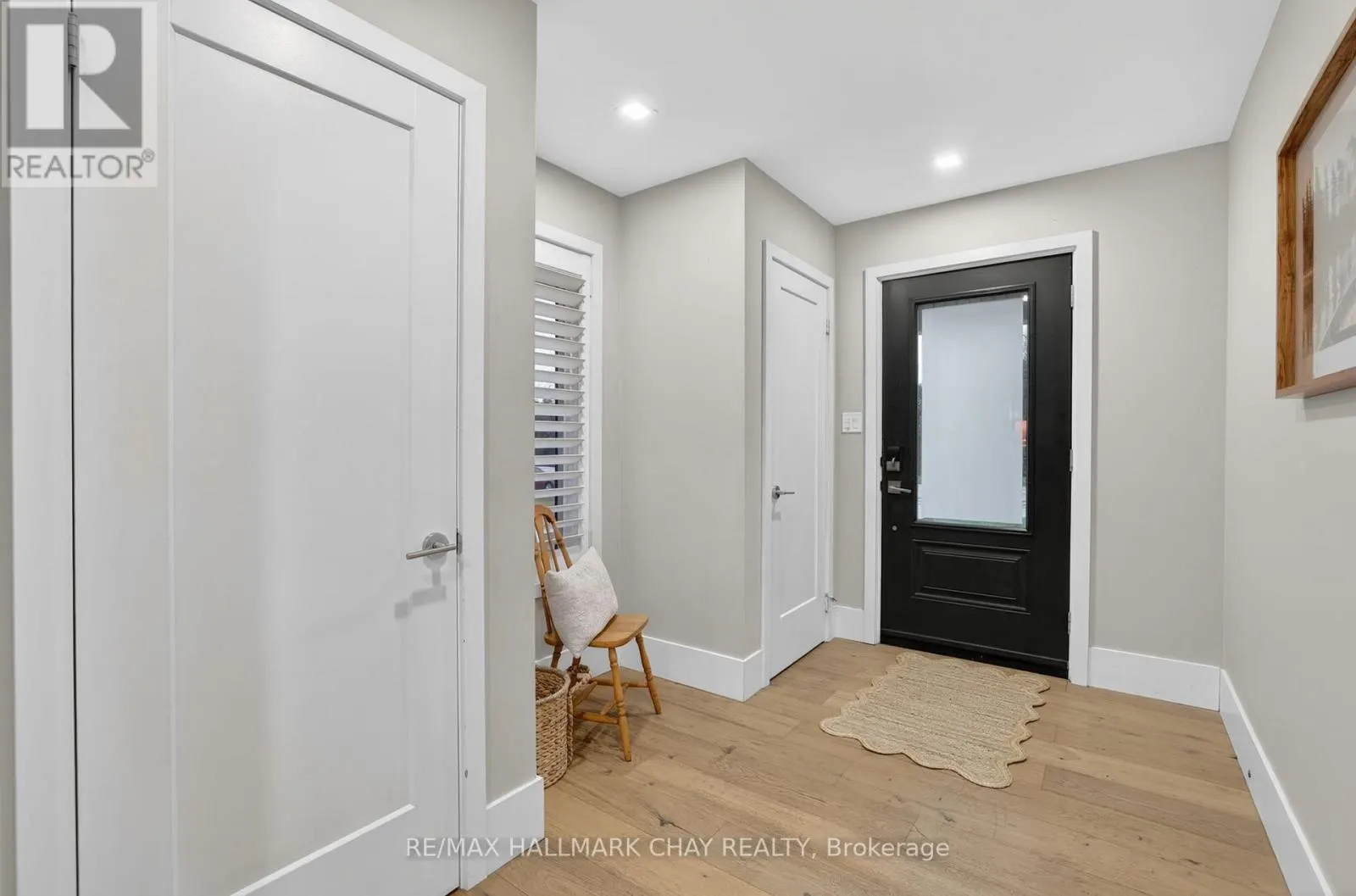 1587 MOUNT ALBERT ROAD
