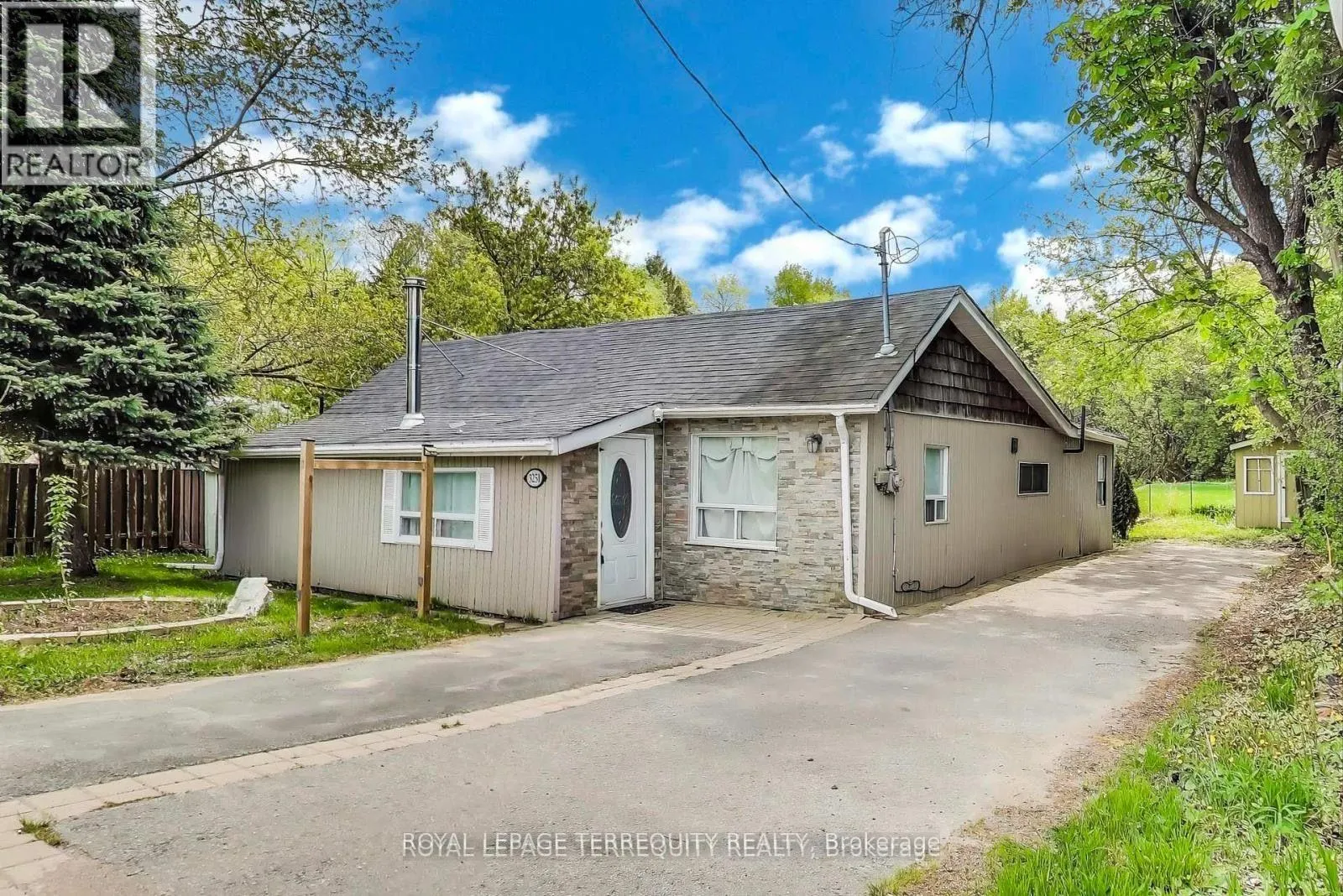 3251 RAVENSHOE ROAD