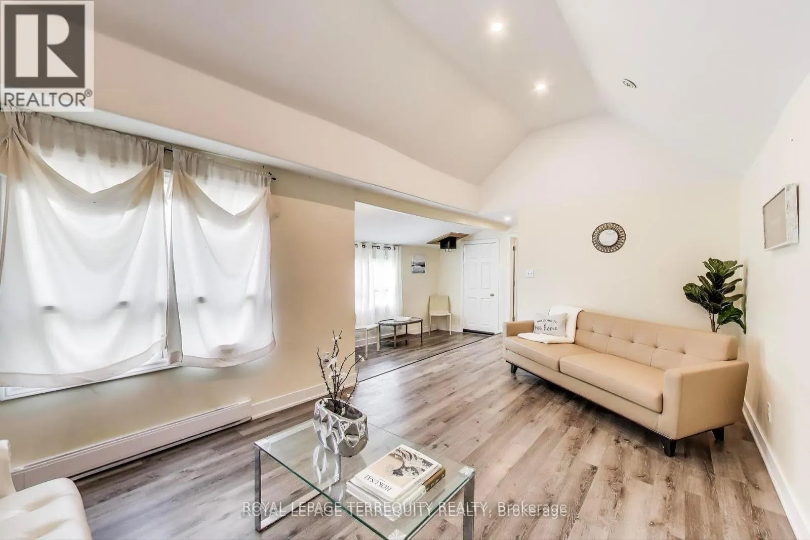 3251 RAVENSHOE ROAD