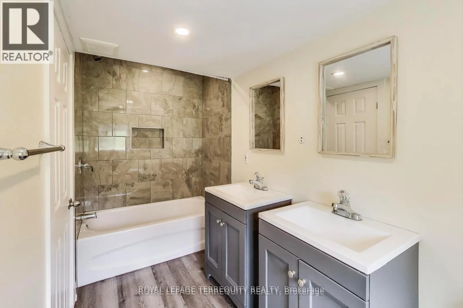 3251 RAVENSHOE ROAD