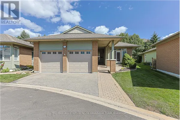 9 WARNOCK GREEN WAY