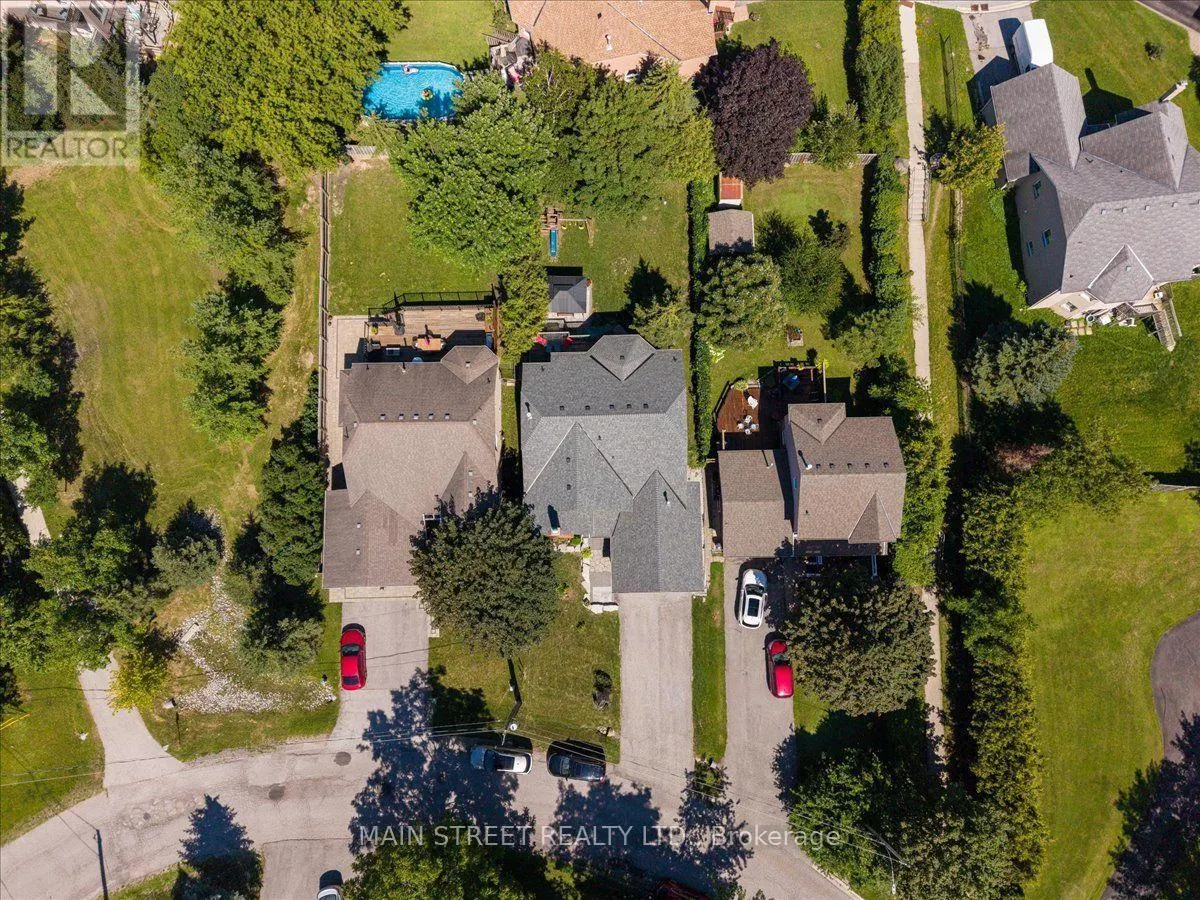 49 CIRCLE RIDGE DRIVE