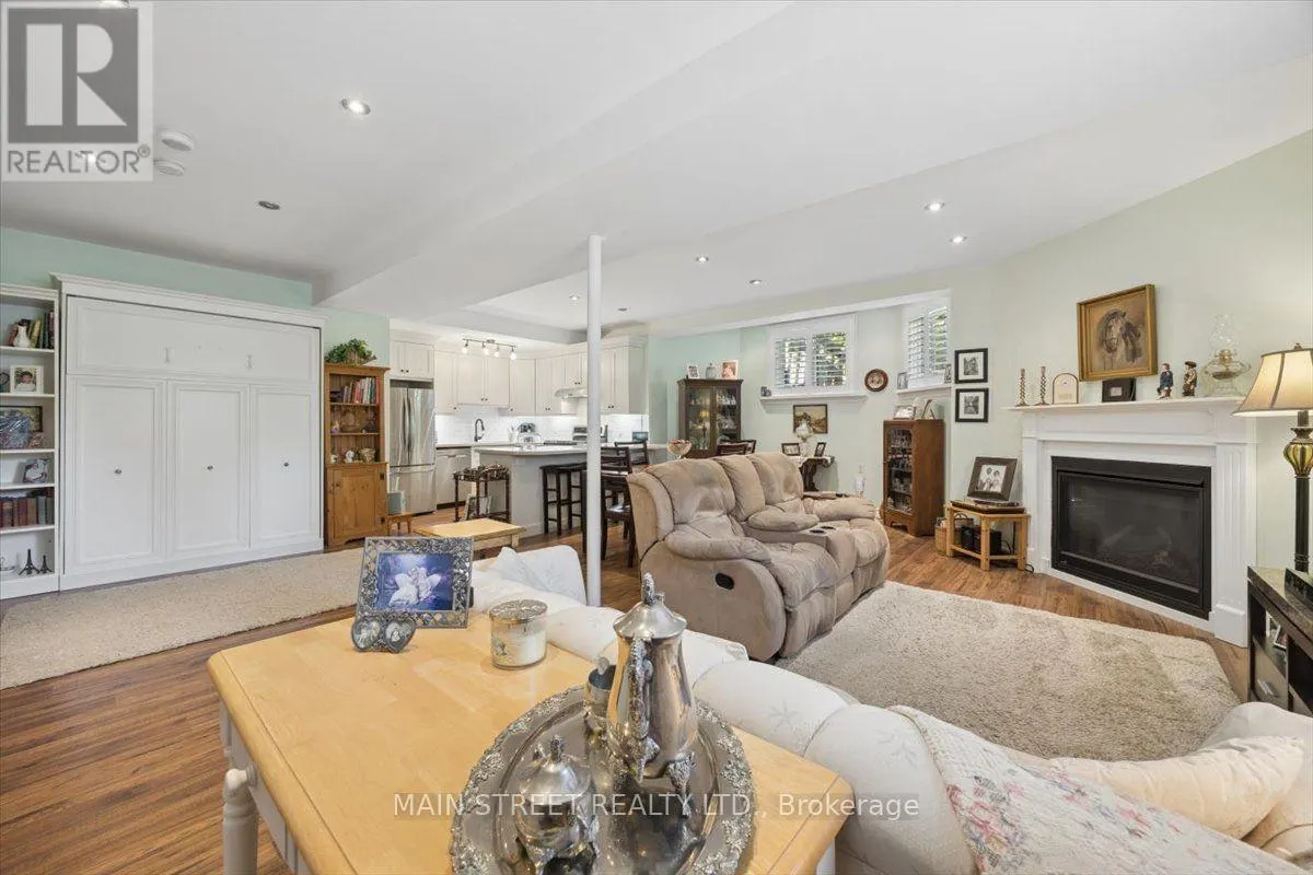 49 CIRCLE RIDGE DRIVE