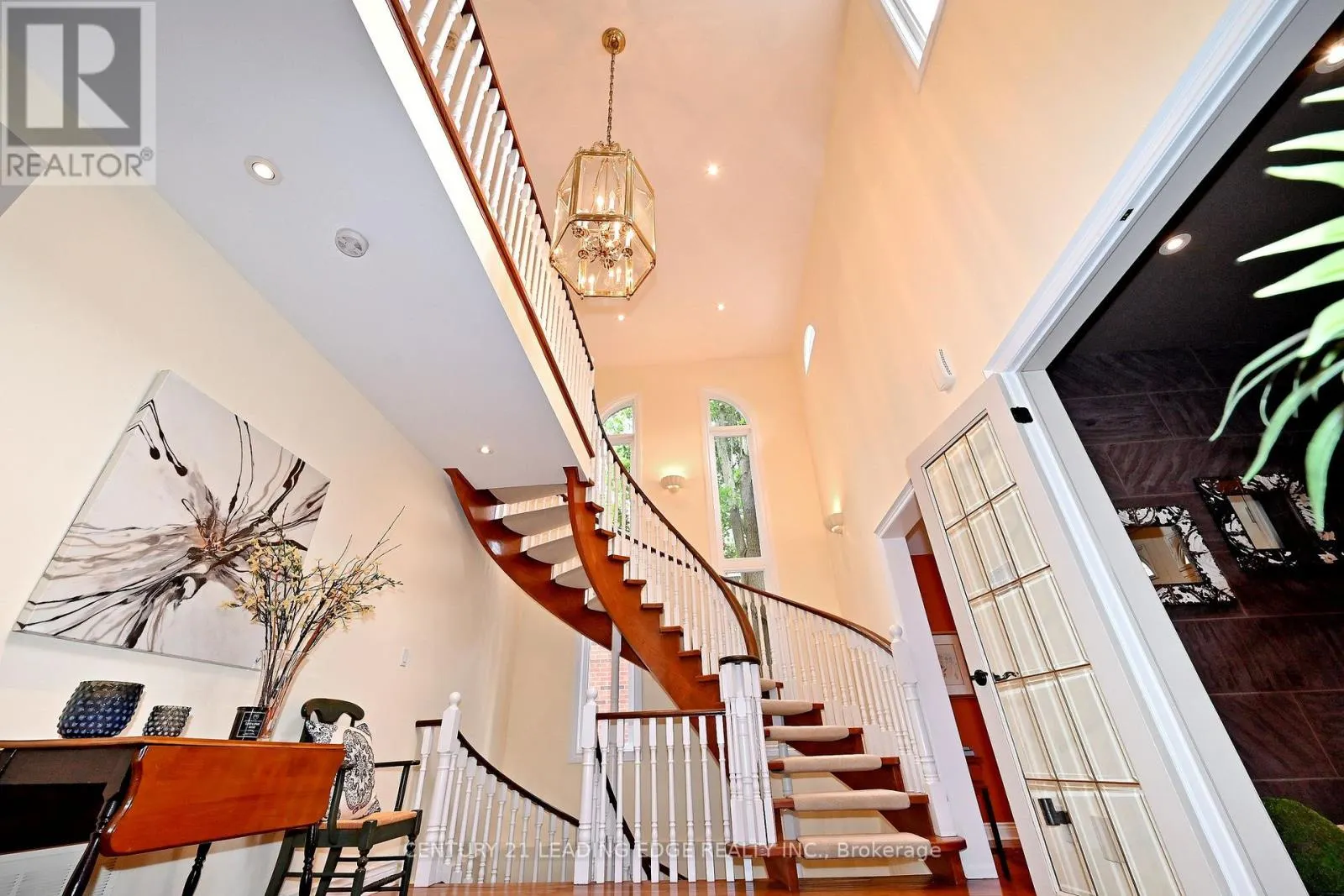 7 NORMANDALE ROAD
