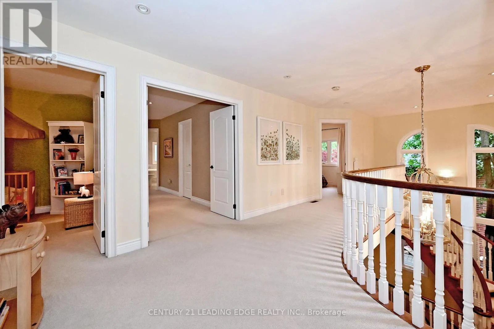 7 NORMANDALE ROAD