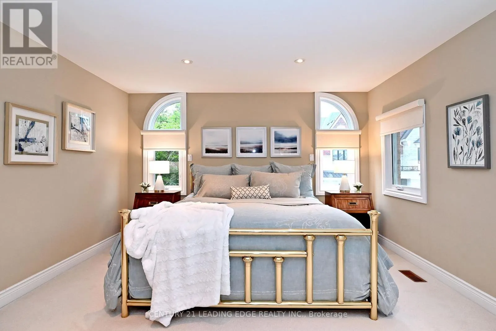 7 NORMANDALE ROAD