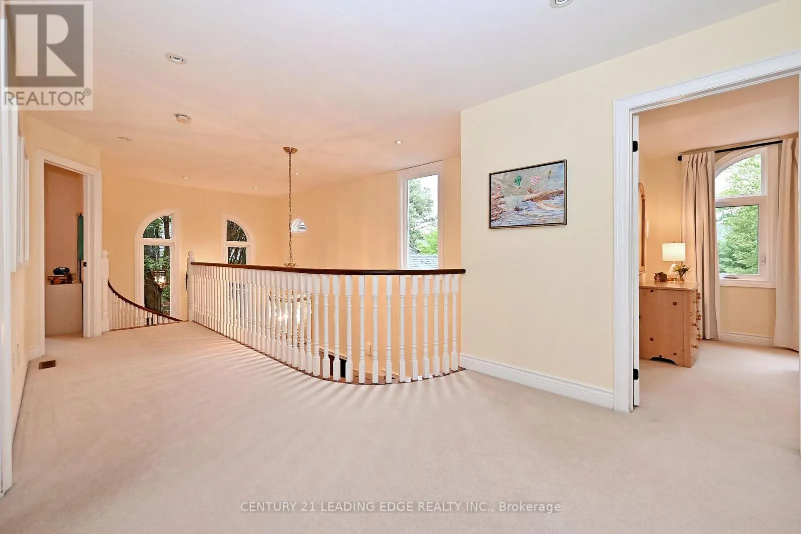 7 NORMANDALE ROAD