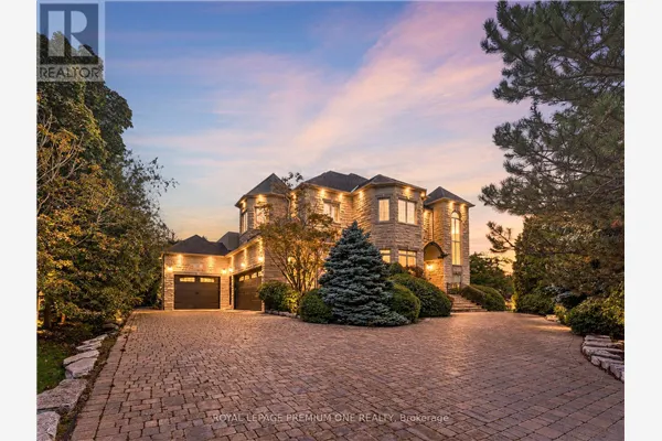 36 NORTHFIELD COURT