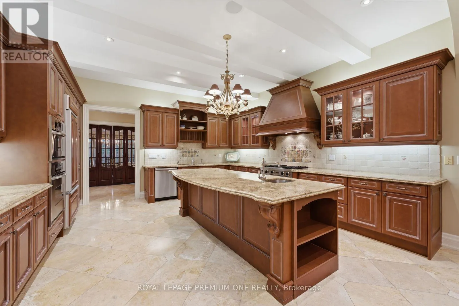 36 NORTHFIELD COURT