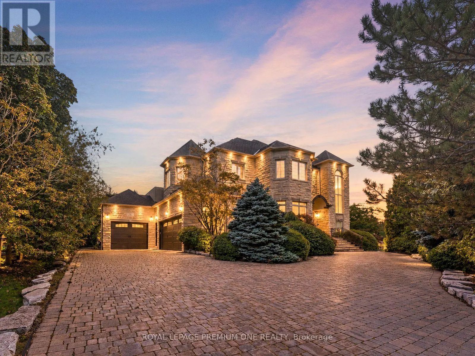 36 NORTHFIELD COURT