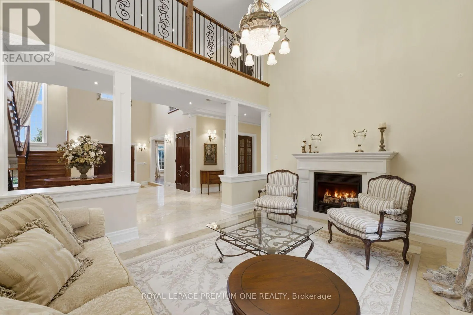 36 NORTHFIELD COURT