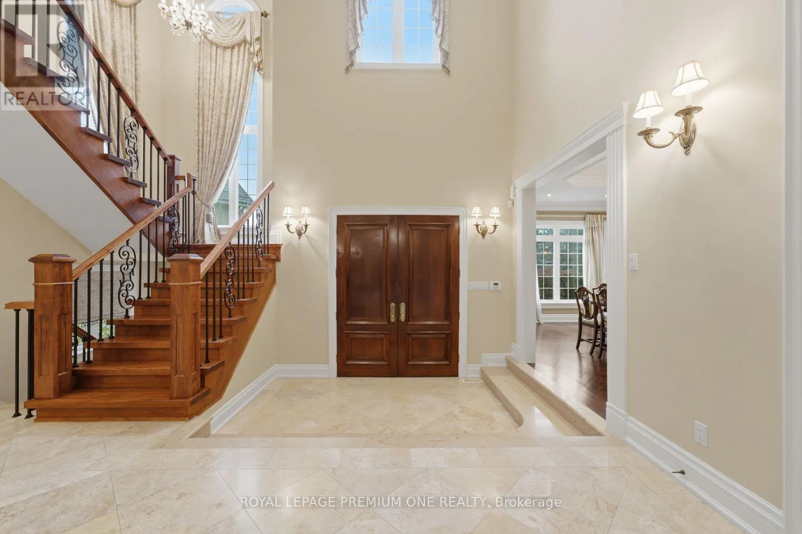 36 NORTHFIELD COURT