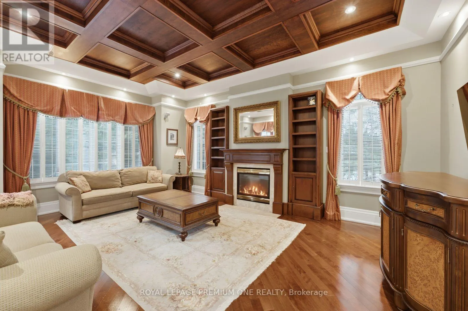 36 NORTHFIELD COURT