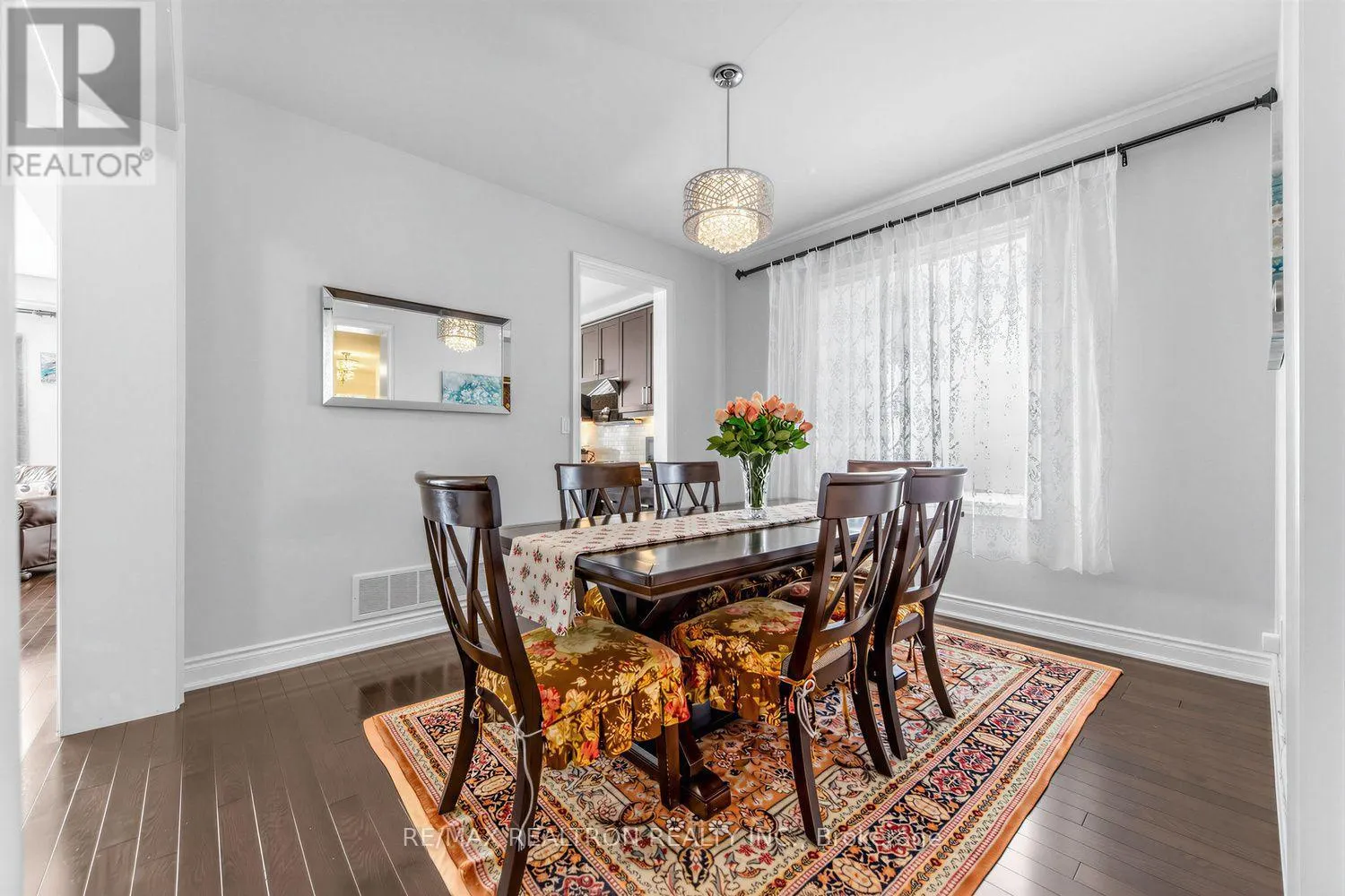 220 DEGRAAF CRESCENT