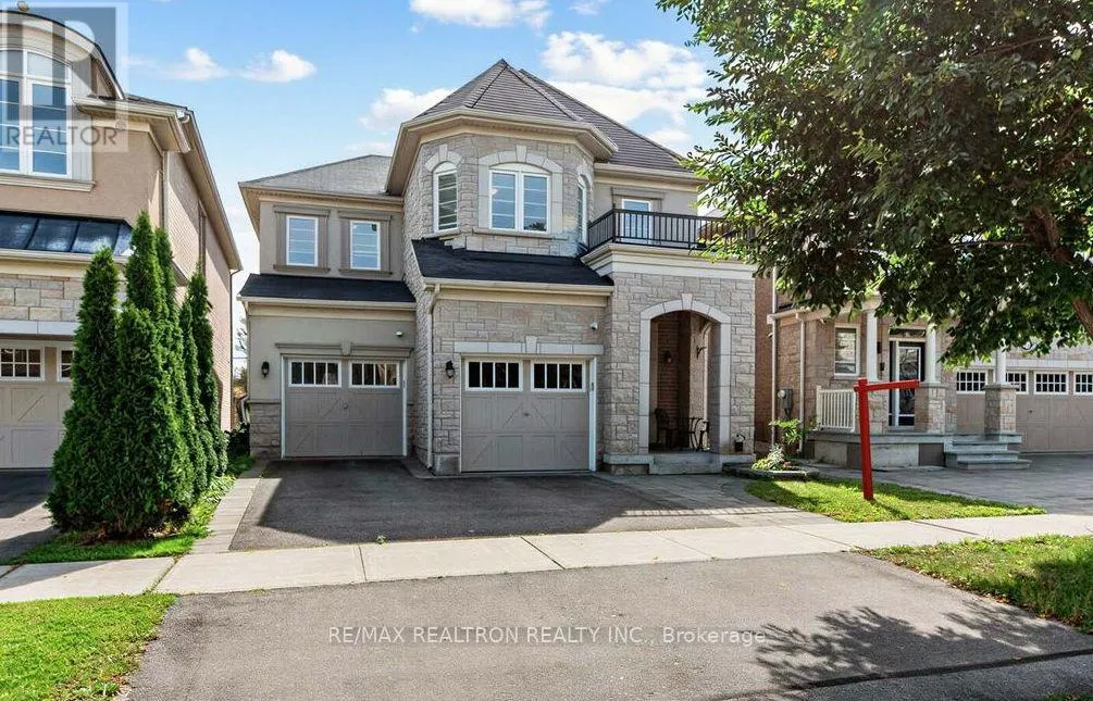 220 DEGRAAF CRESCENT