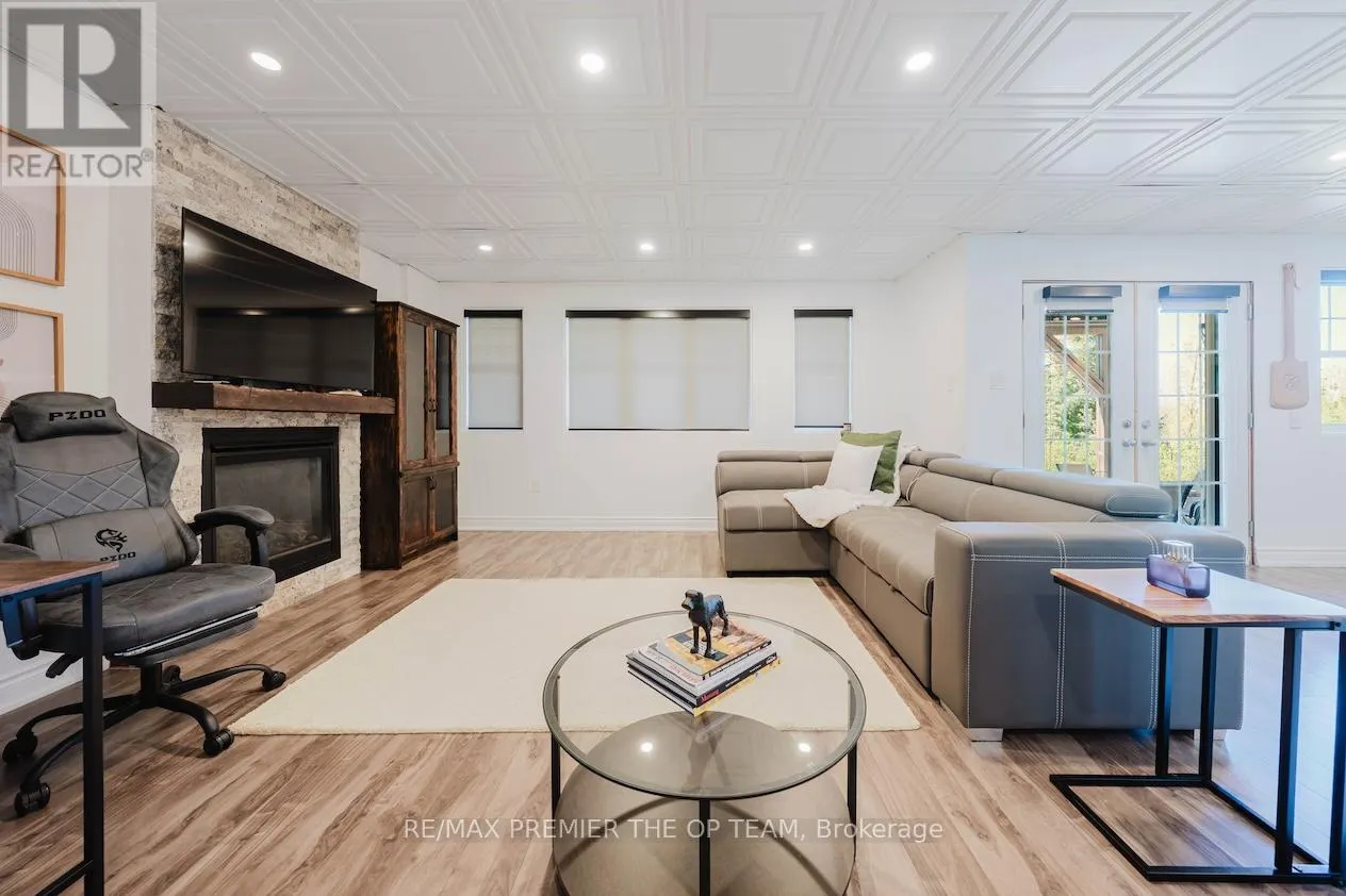 22 ADELIA PLACE
