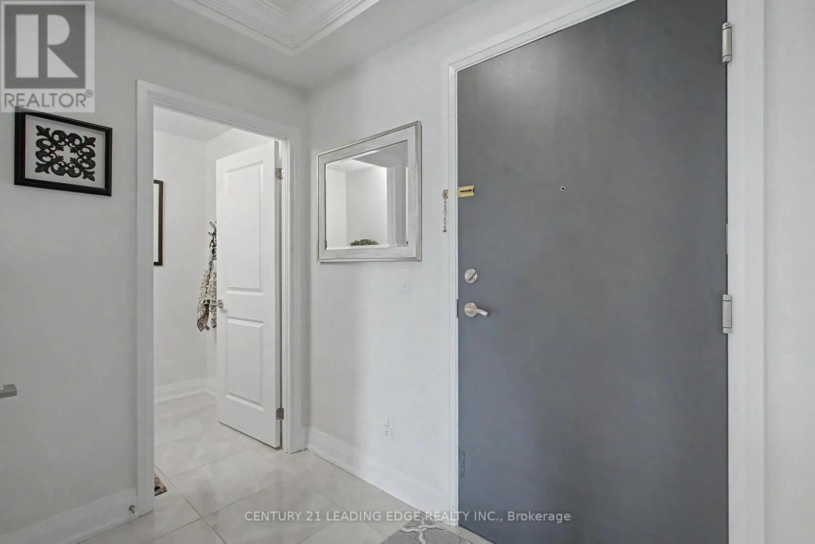 312 - 25 BAKER HILL BOULEVARD