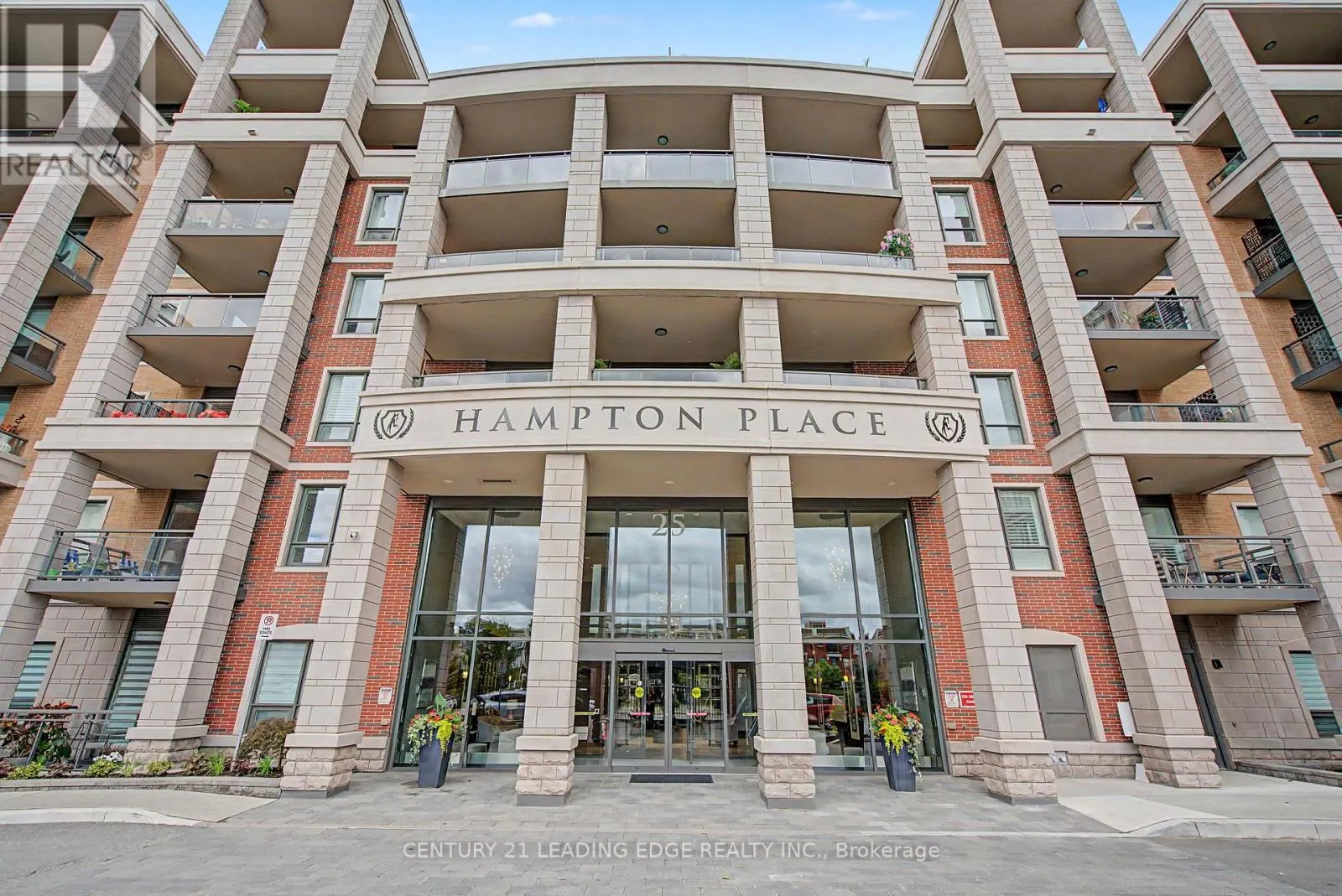 312 - 25 BAKER HILL BOULEVARD