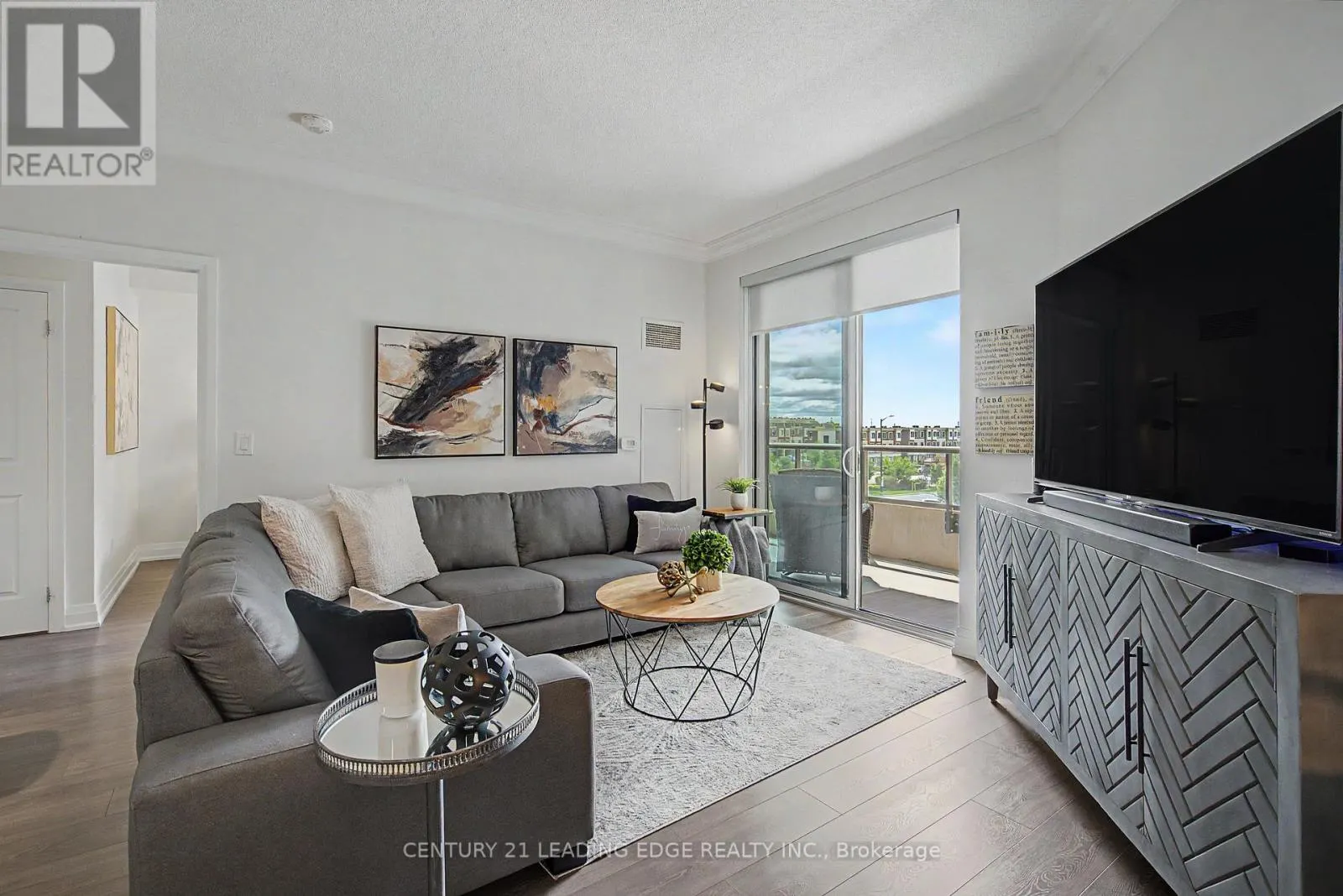 312 - 25 BAKER HILL BOULEVARD