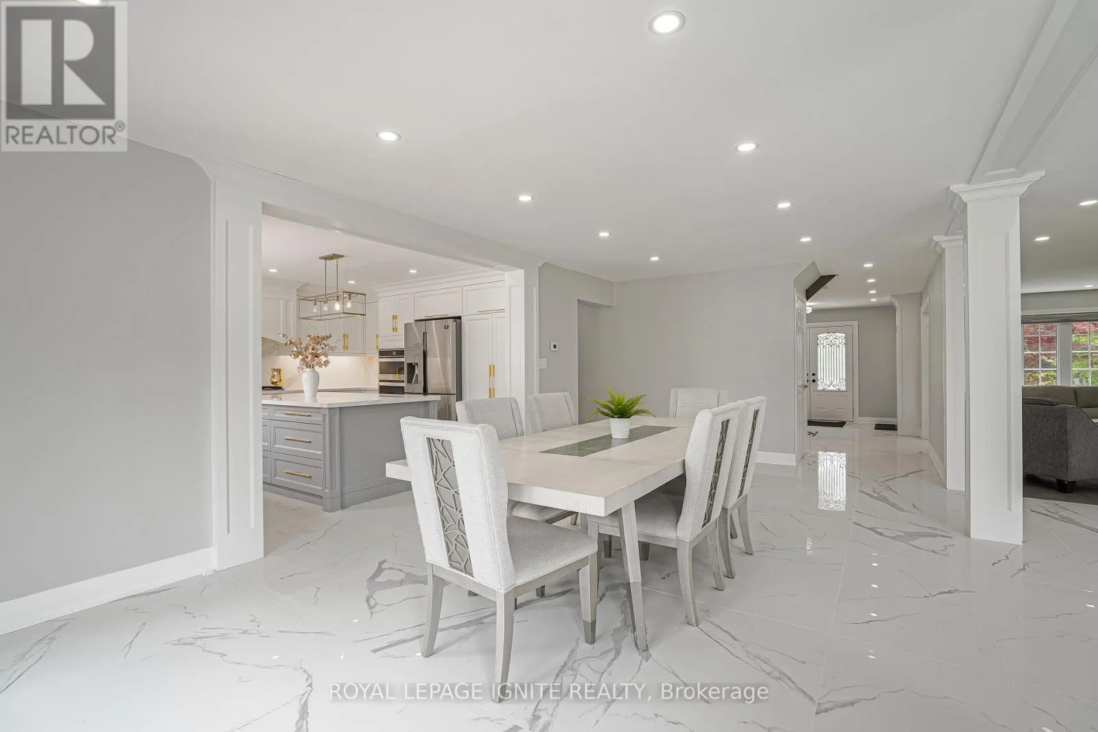 69 RAEVIEW DRIVE