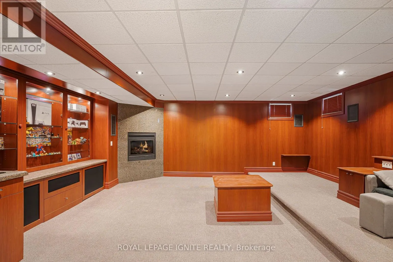69 RAEVIEW DRIVE