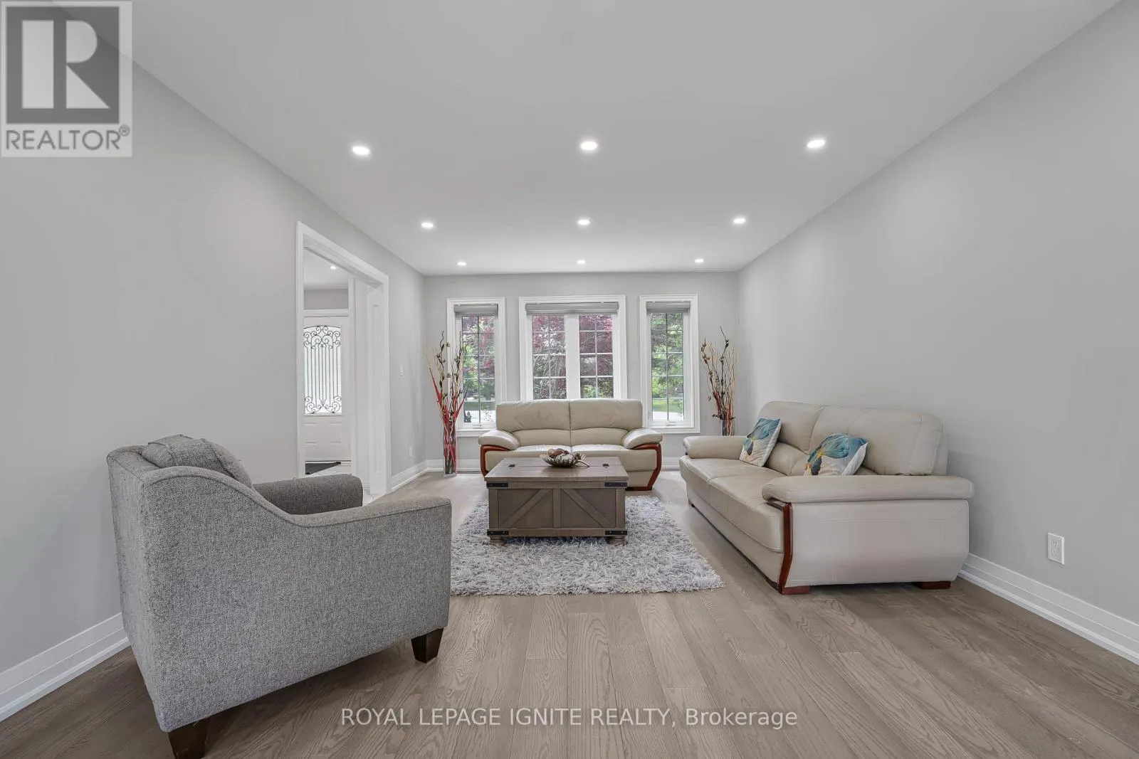 69 RAEVIEW DRIVE