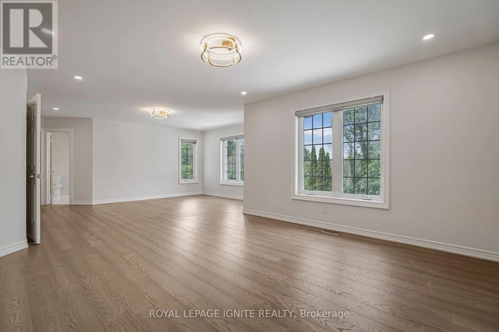 69 RAEVIEW DRIVE