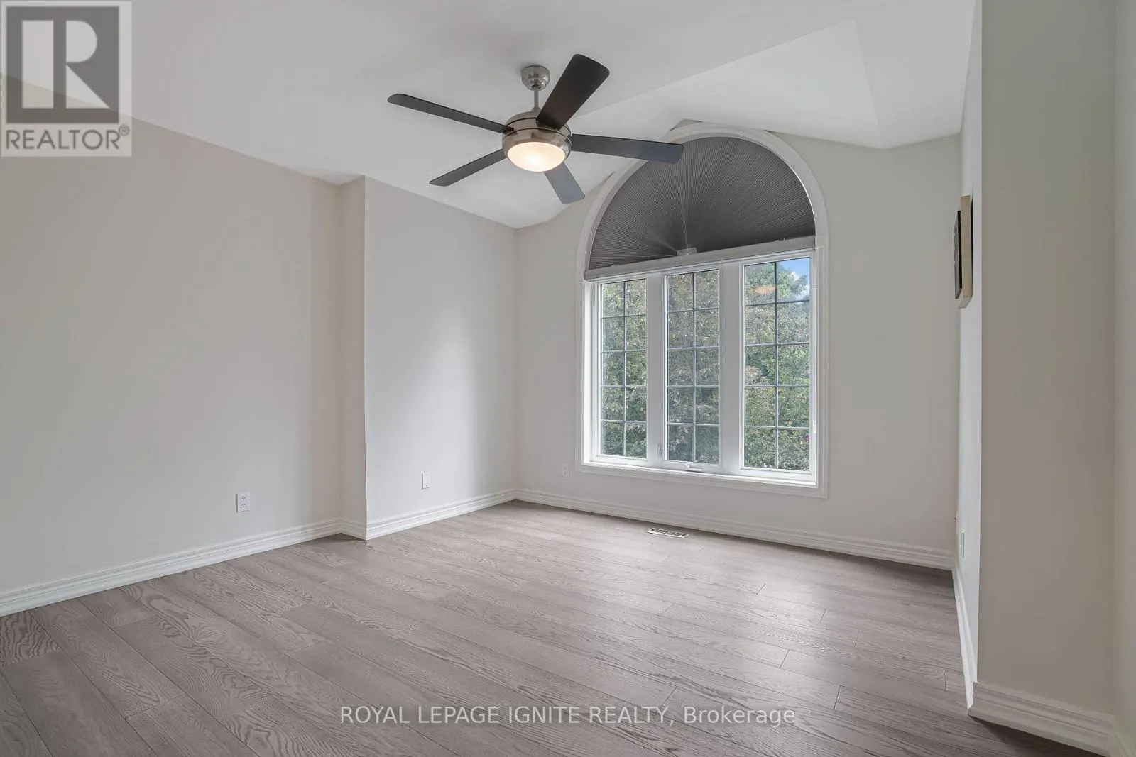 69 RAEVIEW DRIVE