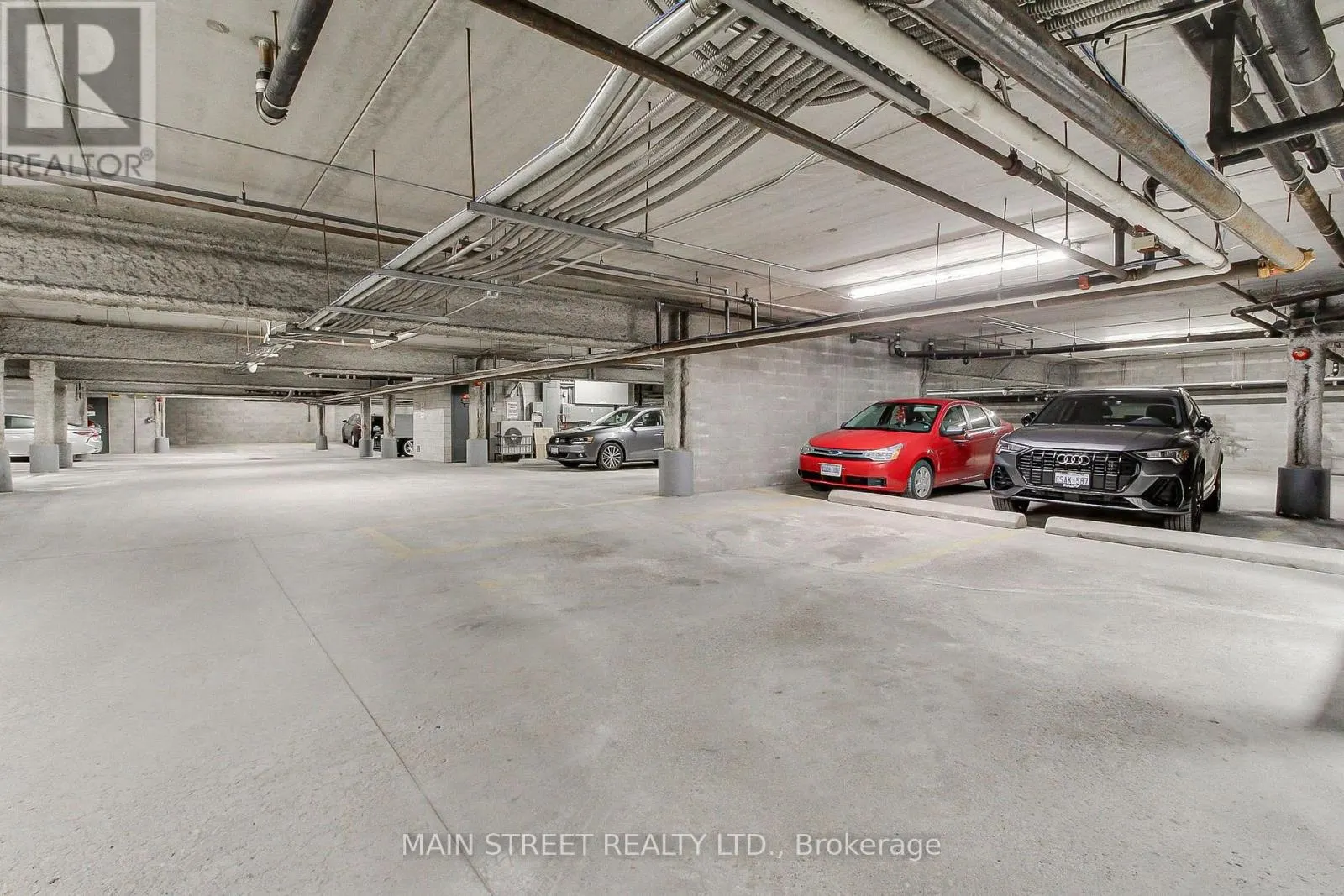 306 - 85 WELLINGTON STREET W