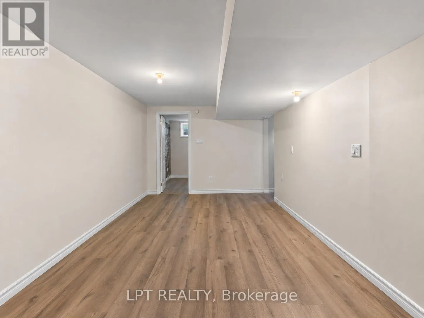 2743 LOCKHART ROAD