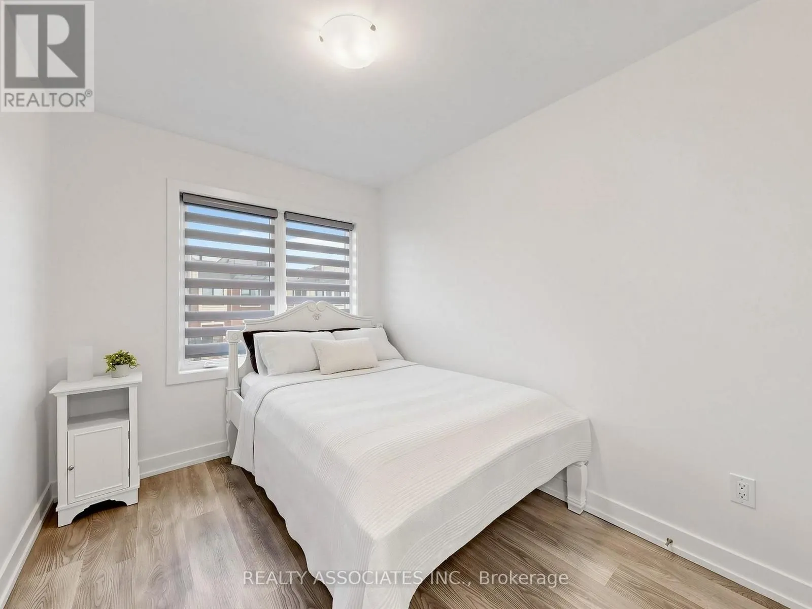 14 BAKER HILL BOULEVARD