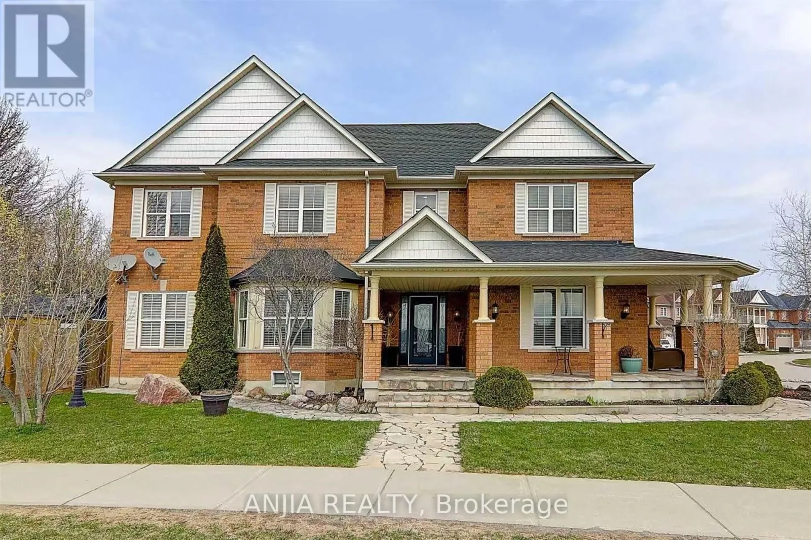 38 HARPER'S GATE WAY
