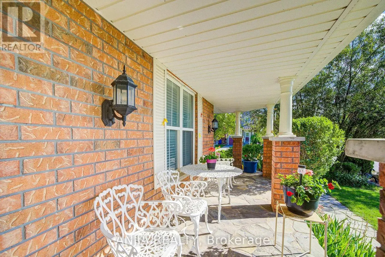 38 HARPER'S GATE WAY