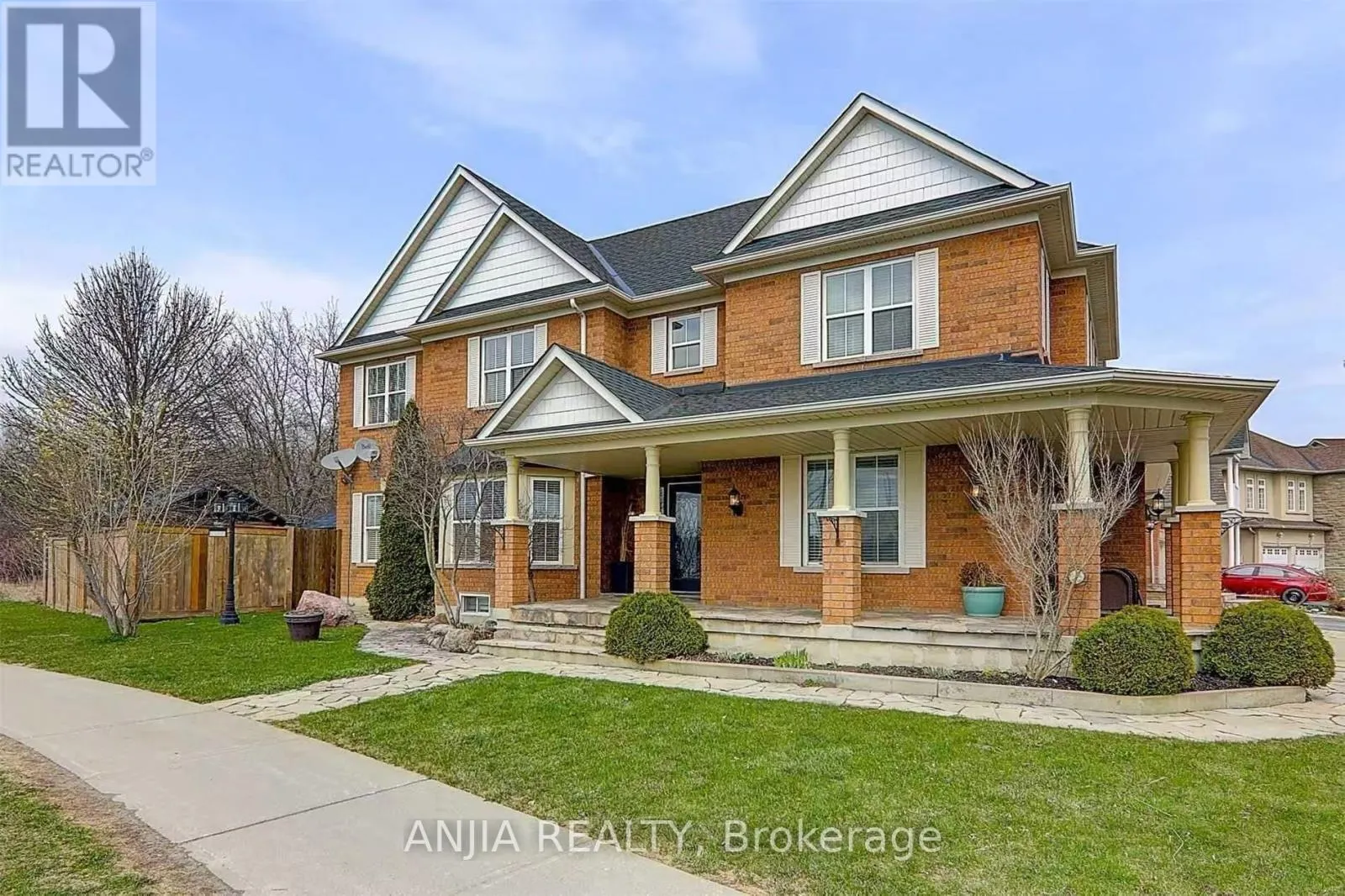 38 HARPER'S GATE WAY