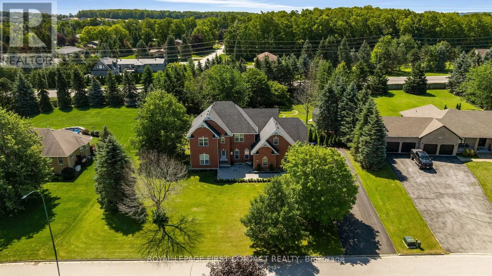 43 VANDERPOST CRESCENT