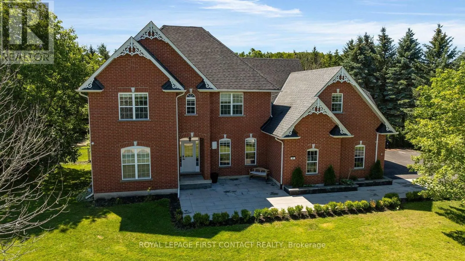 43 VANDERPOST CRESCENT