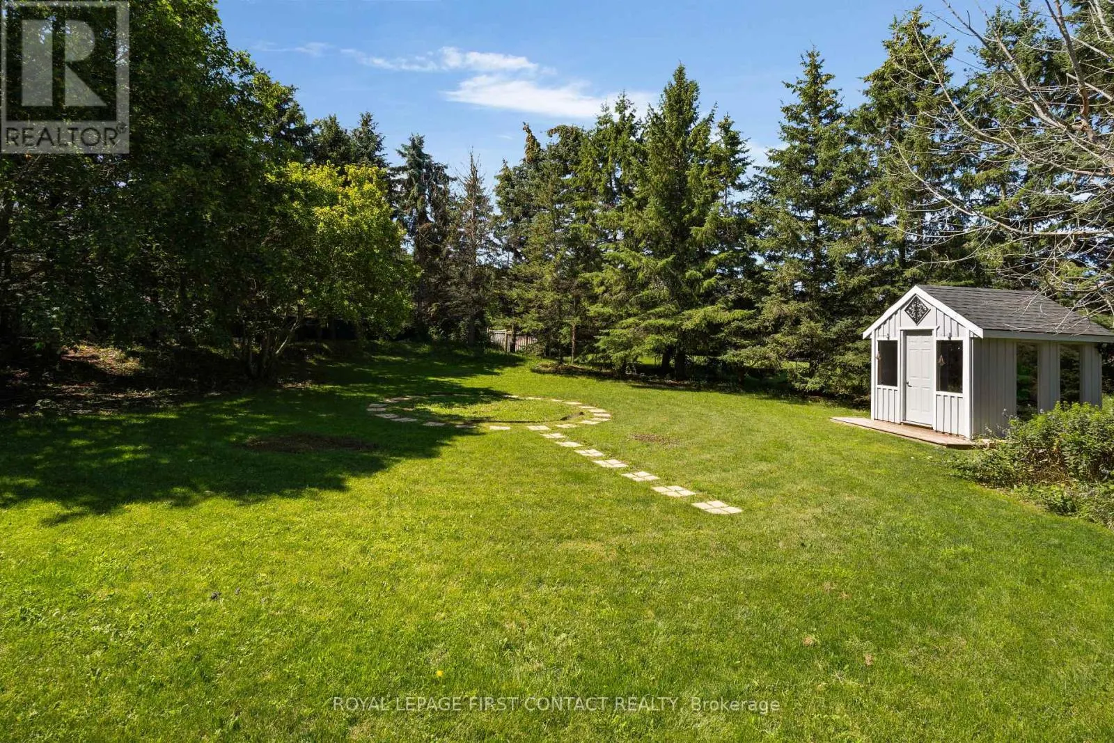 43 VANDERPOST CRESCENT