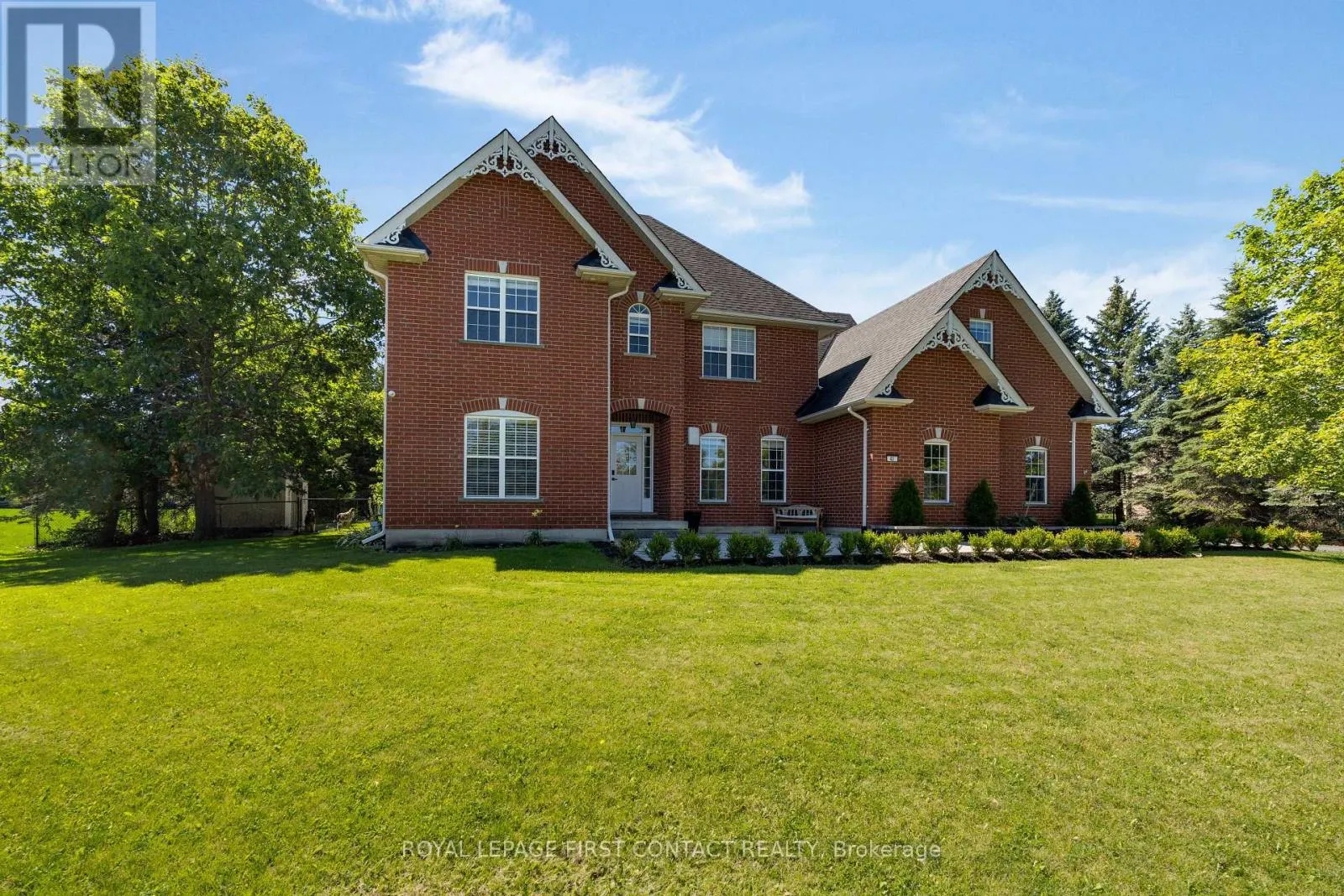 43 VANDERPOST CRESCENT