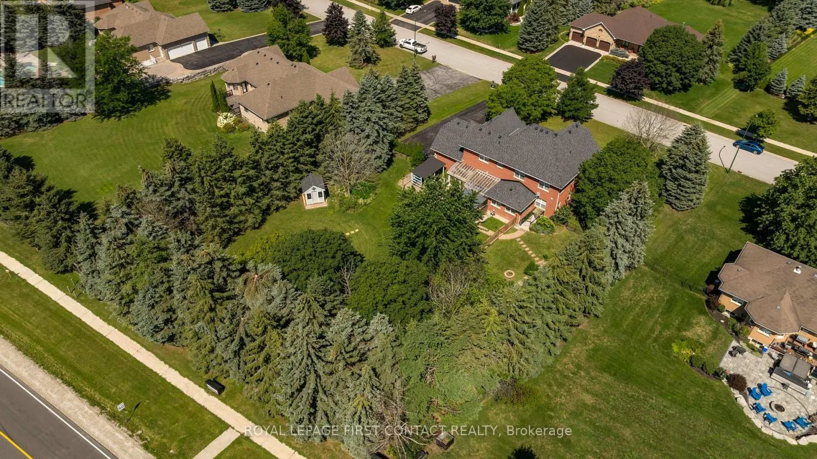 43 VANDERPOST CRESCENT