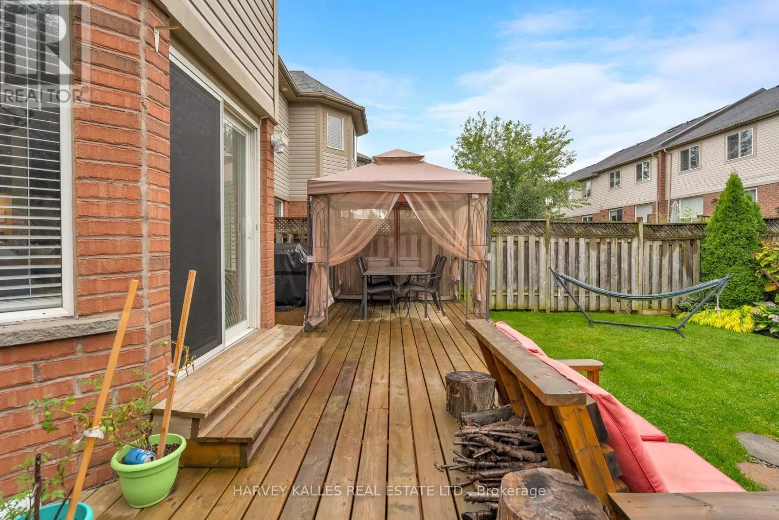 27 HIRST AVENUE