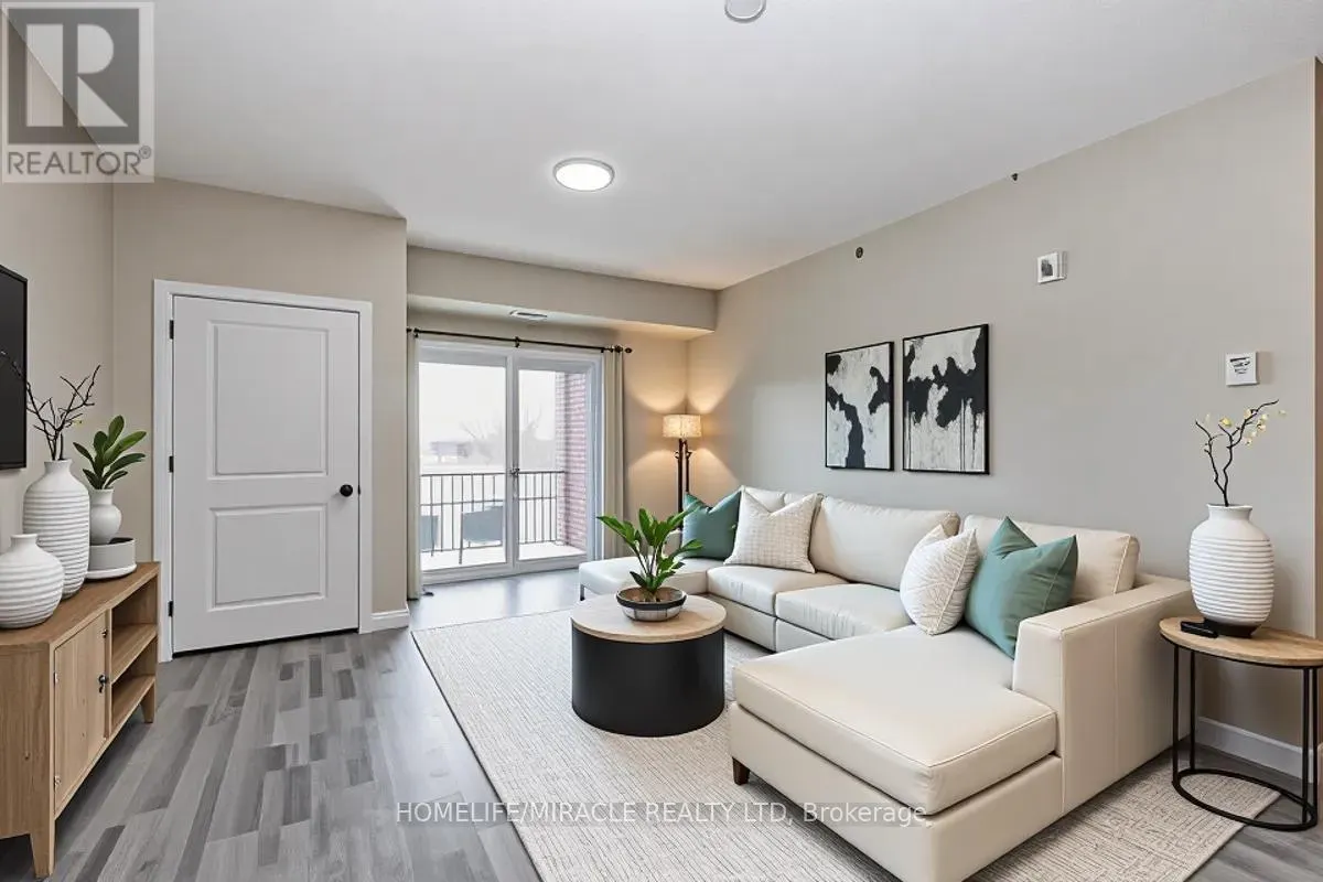 304 - 161 WELLINGTON STREET E