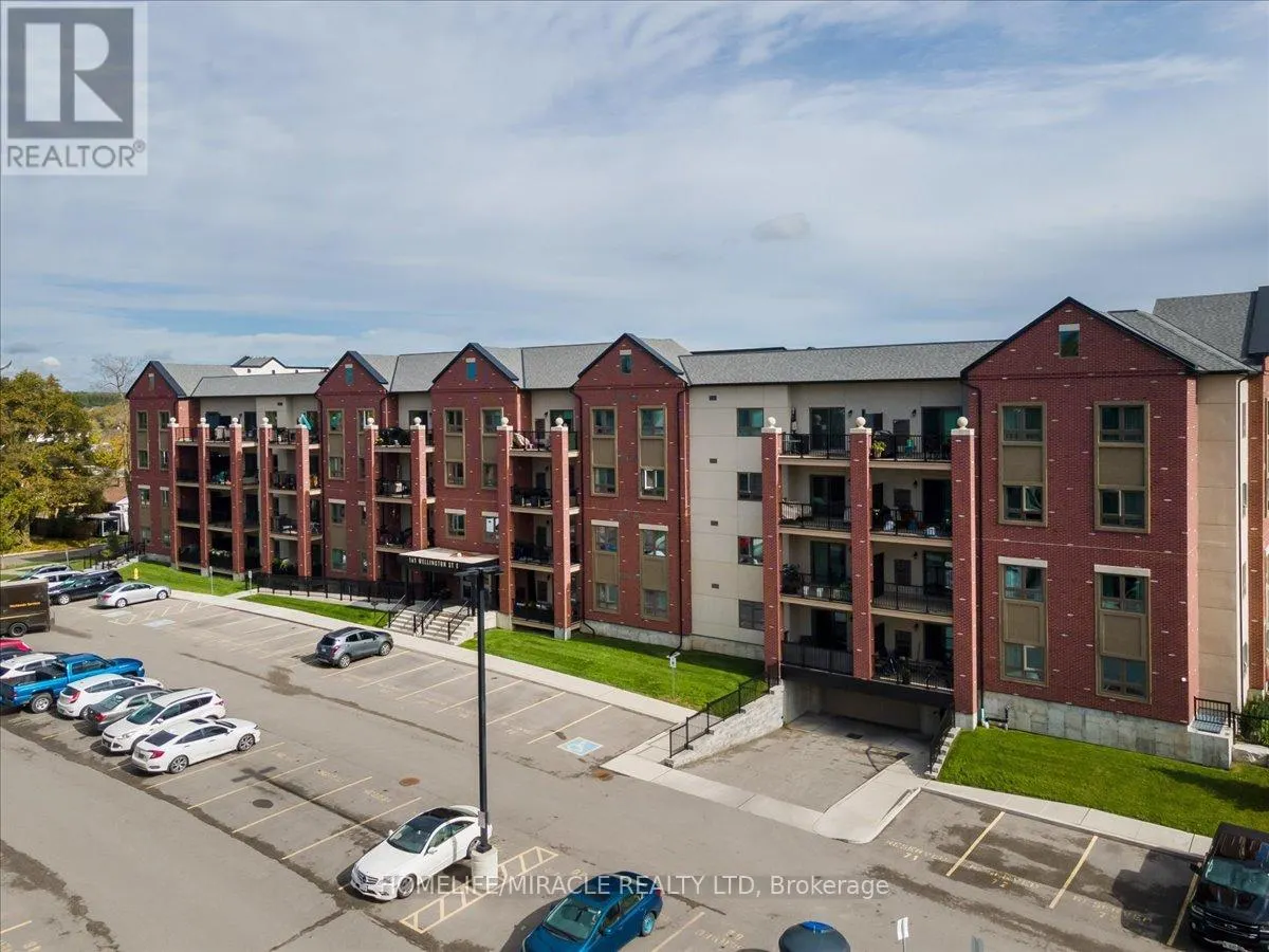 304 - 161 WELLINGTON STREET E