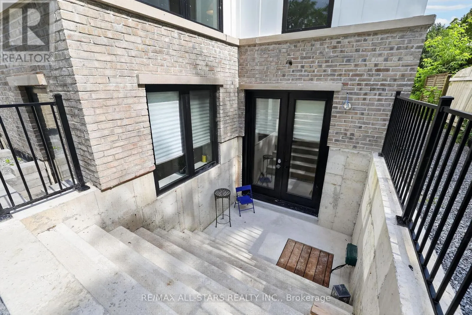 351 SOUTH STREET