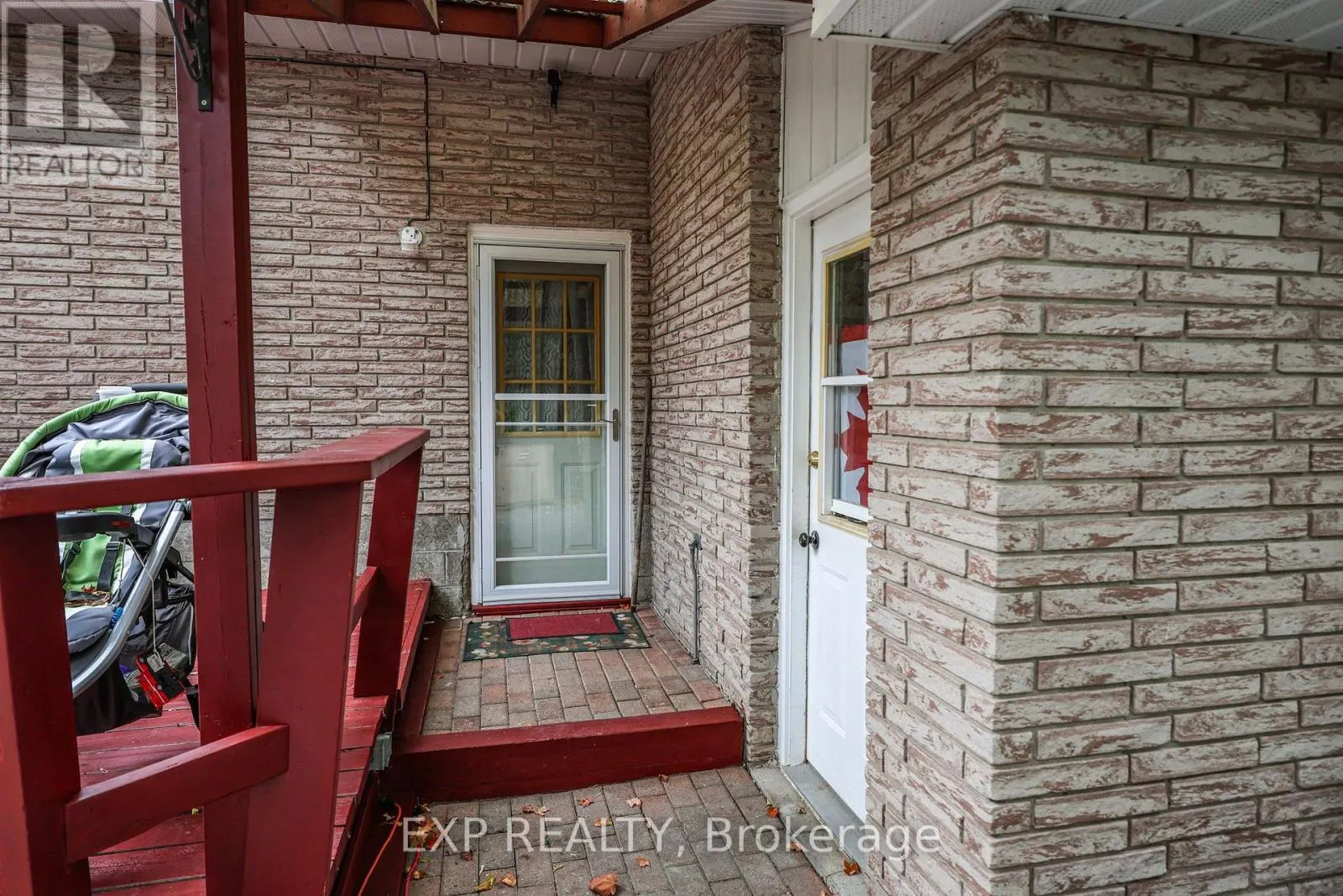 19 FAIRCREST AVENUE