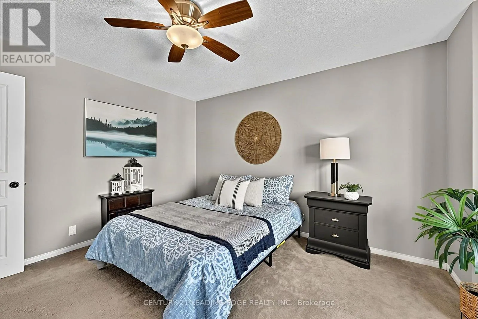 30 BOLSTER LANE