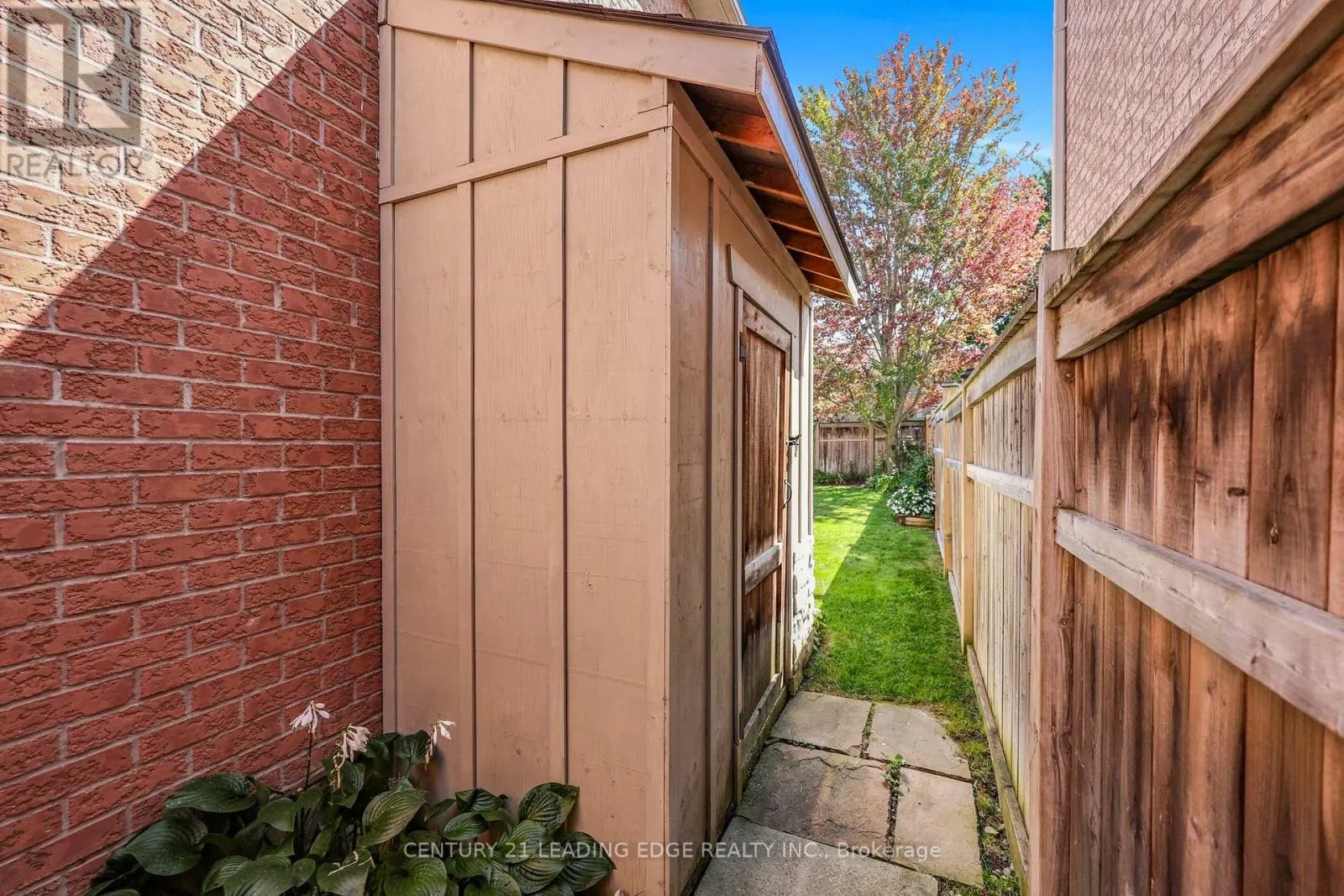 30 BOLSTER LANE
