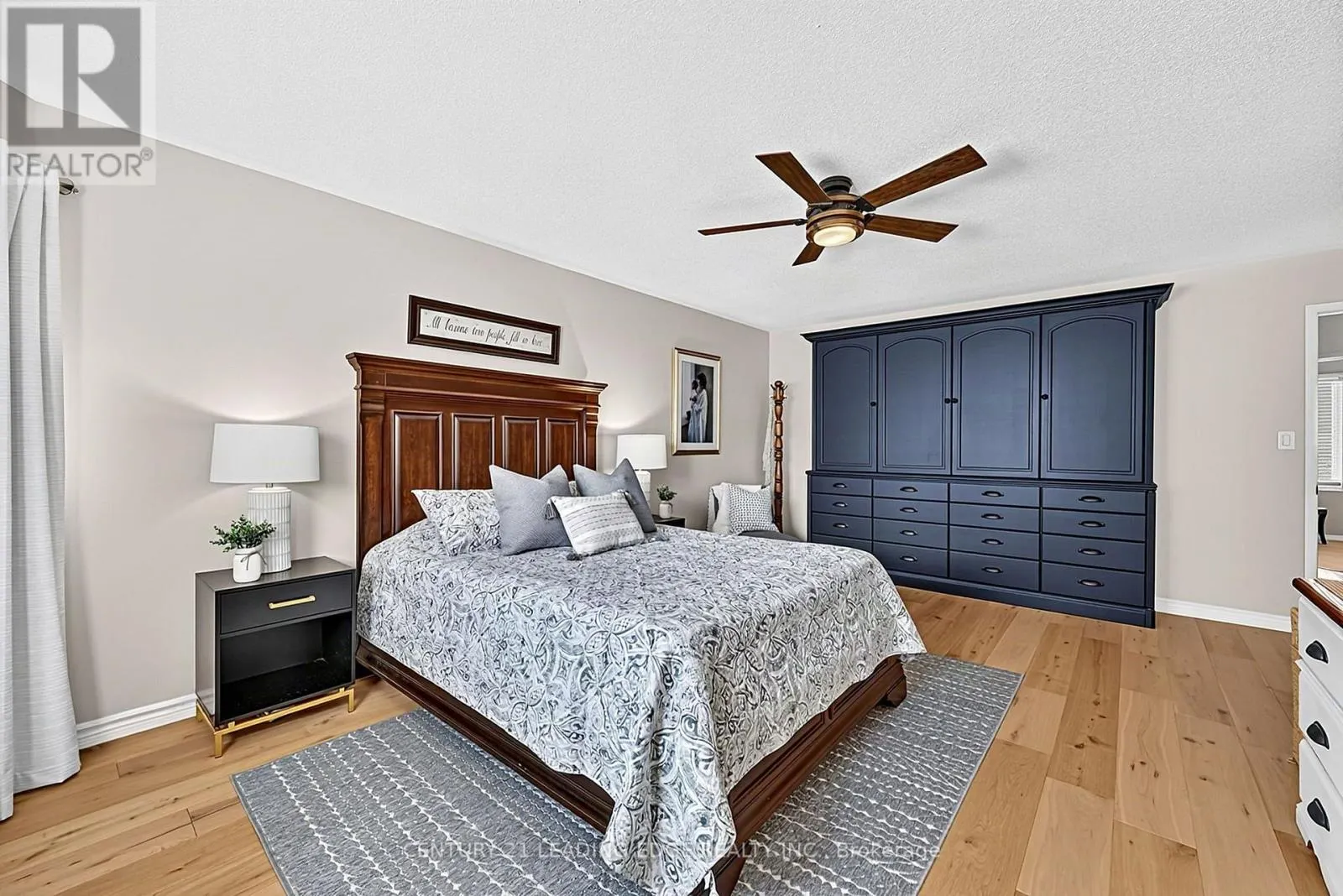 30 BOLSTER LANE