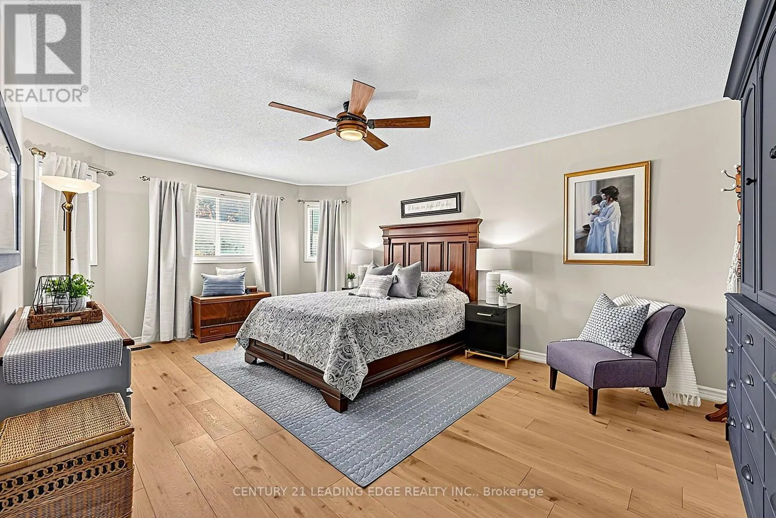 30 BOLSTER LANE