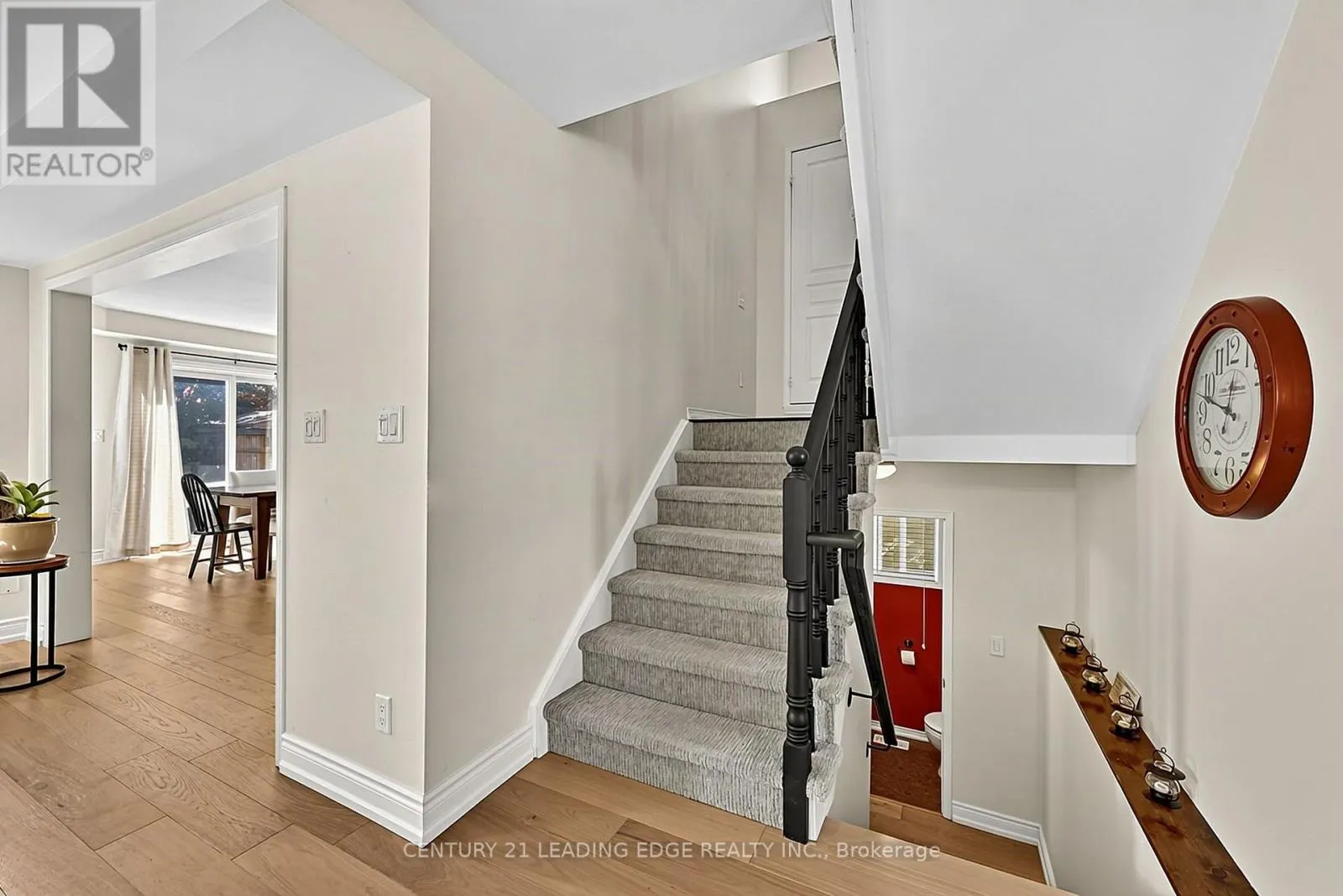 30 BOLSTER LANE