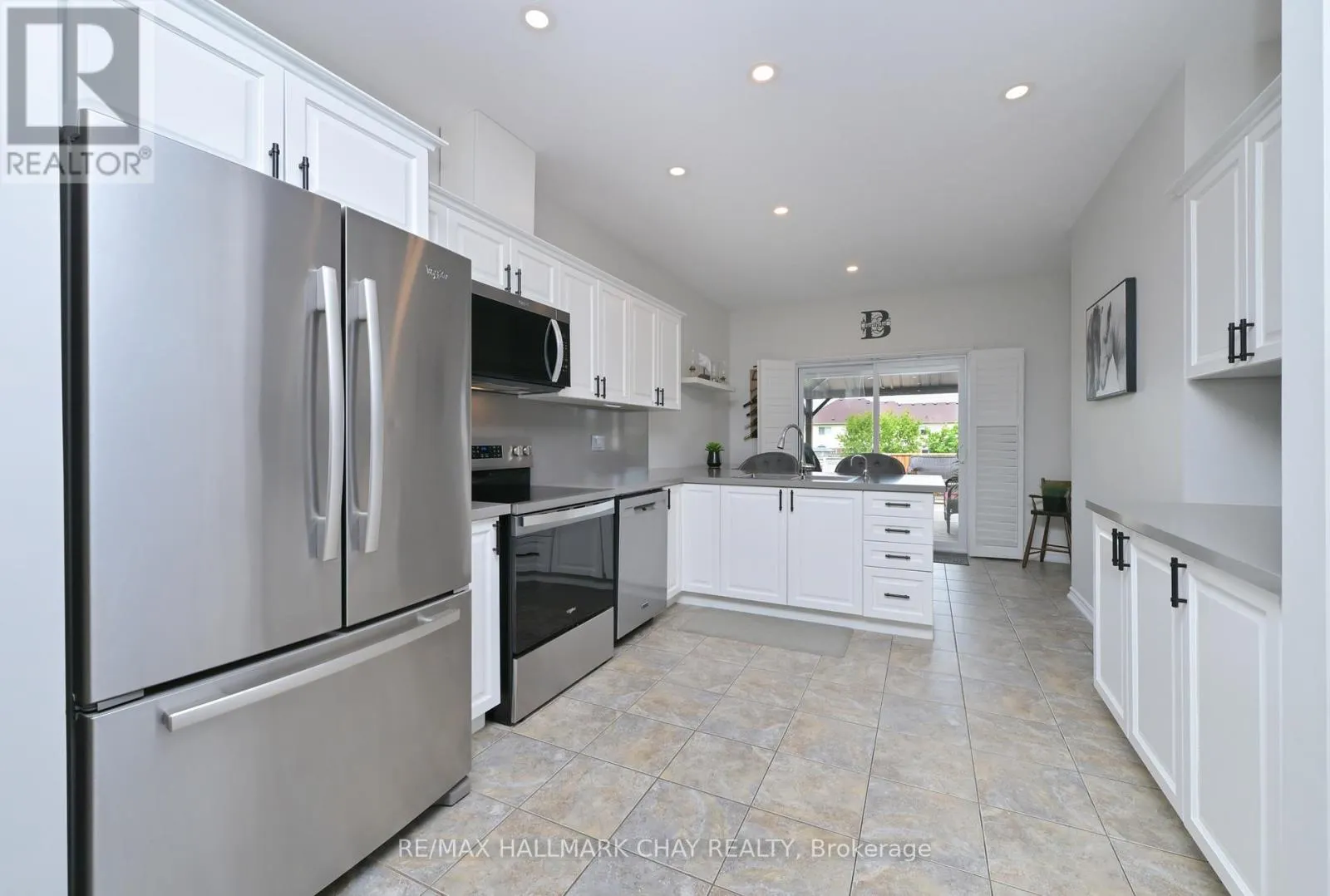 25 KINGSMERE CRESCENT